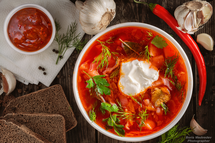 food фотография реклама меню первых блюд - русский борьщ